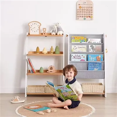 Cwpwrdd Llyfr Gwyn Byr